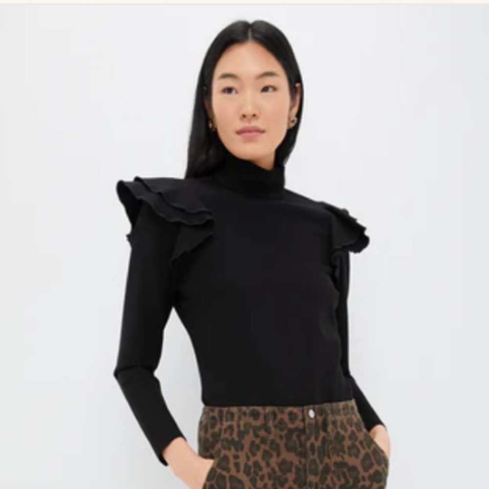 Tuckernuck Black Blouse Elegant Long-Sleeved Top